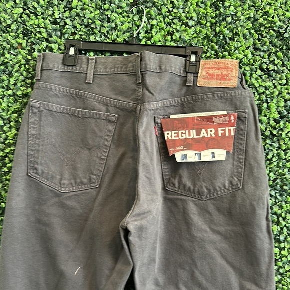Men’s 505 Regular Fit Gray Levi’s - Picture 5 of 13